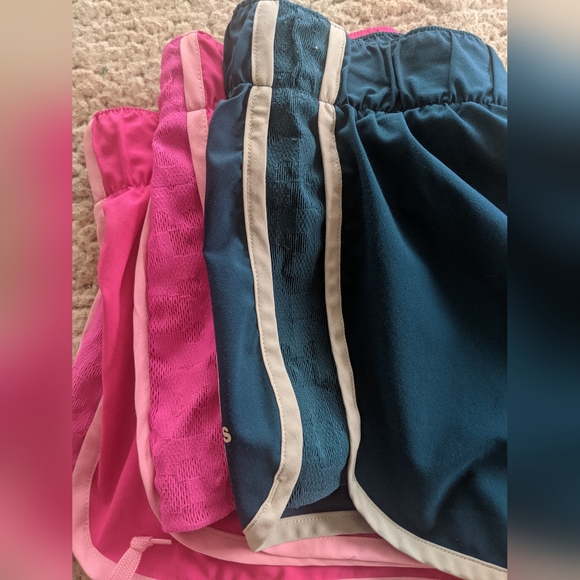 Women's Adidas Running Shorts - Picture 4 of 9